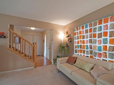 2813 Aspen Ridge Dr unit 102, Ann Arbor, MI 48103 - photo 3