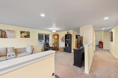 2_929-sw-24th-ct-redmond-or-97756-112