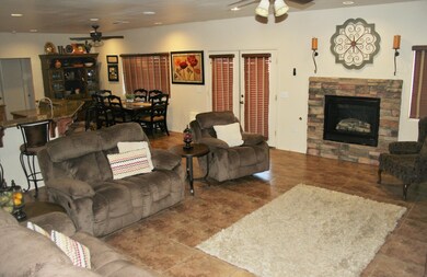 1240 N Eucalyptus Ave, Blythe, CA 92225 - photo 3