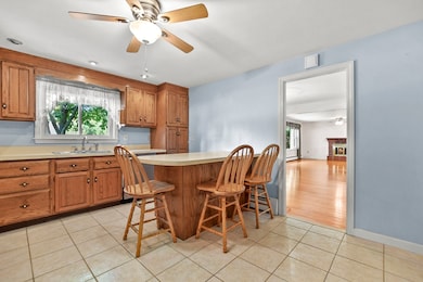 4 Bowdoin Rd, Andover, MA 01810 - photo 7