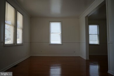 4434 Forest View Ave, Baltimore, MD 21206 - photo 7