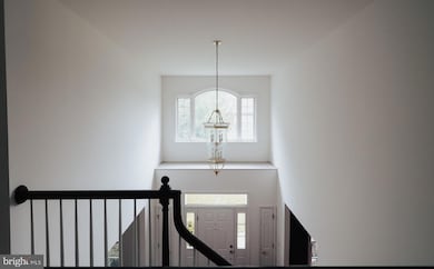 37 Sycamore Dr, Reading, PA 19606 - photo 6