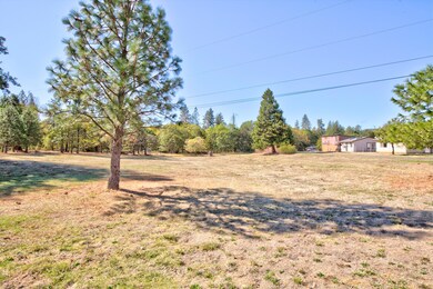 6080 Hugo Rd, Grants Pass, OR 97526 - photo 2