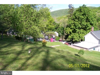 33 Lower Rd, Tamaqua, PA 18252 - photo 2