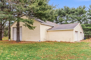 51030 Birch Rd, Granger, IN 46530 - photo 4