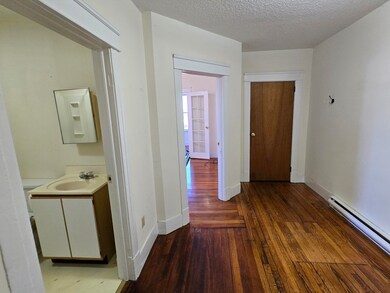 27 Hooker Ave unit B, Northampton, MA 01060 - photo 5