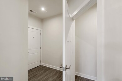 10110 Seattle Slew Ln unit 2P, Laurel, MD 20723 - photo 4