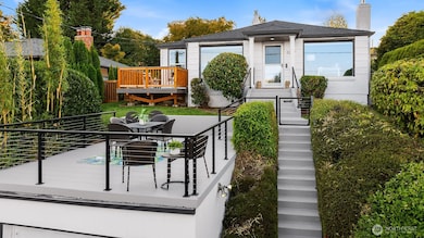 3257 37th Ave SW, Seattle, WA 98126 - photo 2