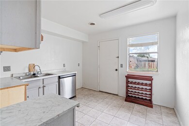 716 & 718 S 23rd St, Rogers, AR 72758 - photo 4