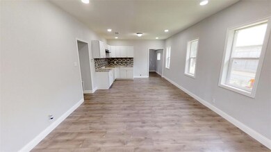 626 Moran St, Gainesville, TX 76240 - photo 3