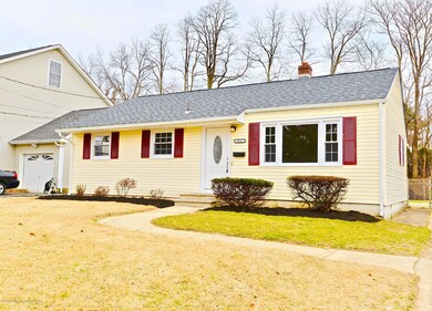 611 Hopping Rd, Belford, NJ 07718 - photo 2