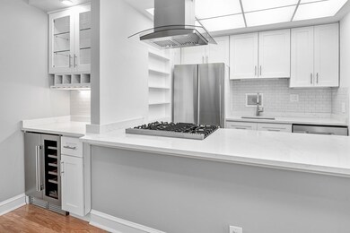 Harbor Towers unit 36G, Boston, MA 02110 - photo 6