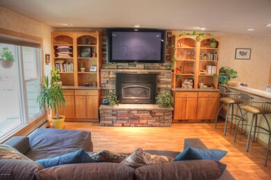 Built In Shelving & Fireplace