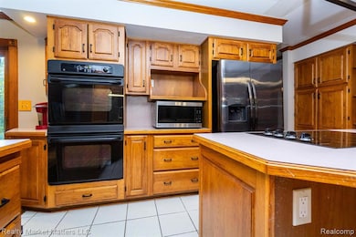 7505 Falling Leaf Ct, Flushing, MI 48433 - photo 5