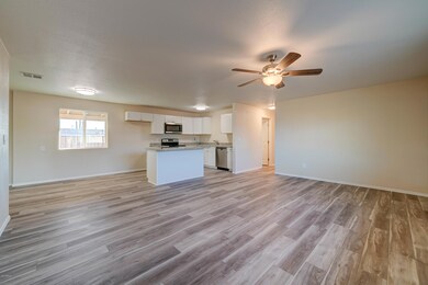 847 E Friar Ave-8