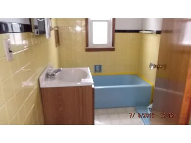 Full Bath.