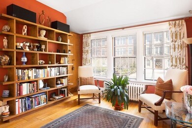 34 Francis St, Brookline, MA 02446 - photo 4