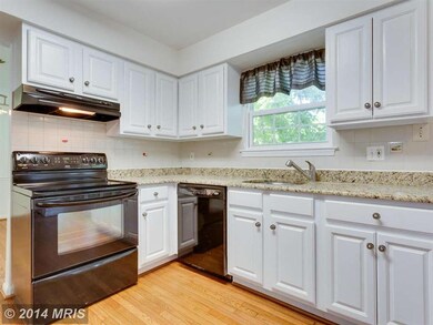 7961 Arden Ct, Dunn Loring, VA 22027 - photo 6