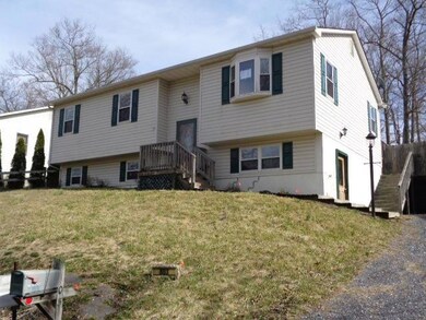 803 Chestnut St, Clifton Forge, VA 24422 - photo 2