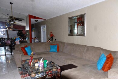 5362 Bonky Ct, West Palm Beach, FL 33415 - photo 5