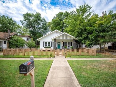 113 E 4th St, Claremore, OK 74017 - photo 2
