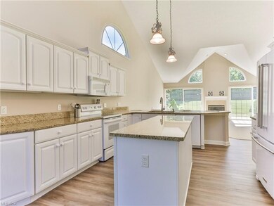 115 Chesterton Ln unit 26, Aurora, OH 44202 - photo 3