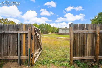 6185 Hearth Ct, Colorado Springs, CO 80922 - photo 7