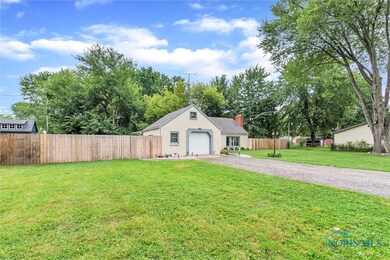 Front Yard & Home