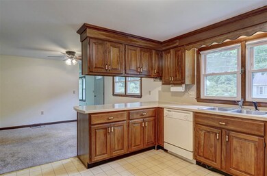 18 Hideaway Rd, Nashua, NH 03064 - photo 6
