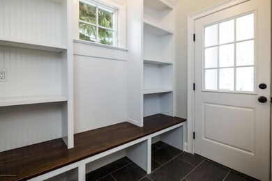 08_Mudroom