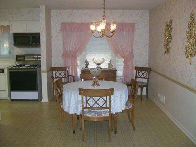 1906 Norfolk Ave, Westchester, IL 60154 - photo 6