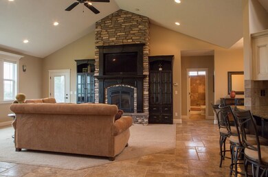 377 N 300 W, Blackfoot, ID 83221 - photo 3