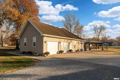 15951 Forcade Ln, Marion, IL 62959 - photo 3