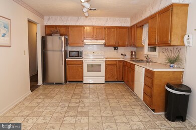 52 Iden Ln, Martinsburg, WV 25404 - photo 3