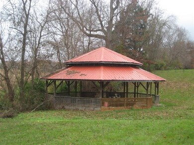 3900 Cummins Ferry Rd, Versailles, KY 40383 - photo 4