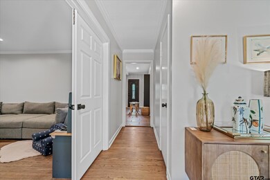 917 Rhodes Dr, Tyler, TX 75701 - photo 3