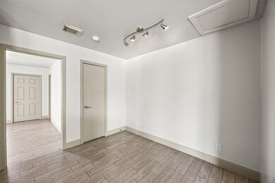 1710 Maryland St unit C, Houston, TX 77006 - photo 6