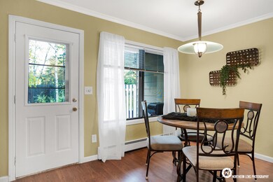 DINING AREA - ACCESS TO BACK DECK