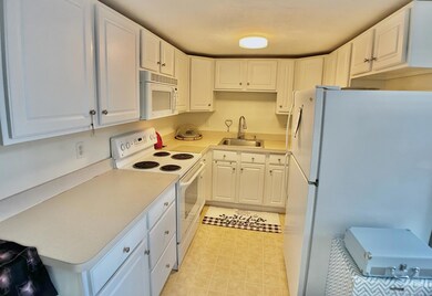 78 Center St unit 2-22, Dennis Port, MA 02639 - photo 7