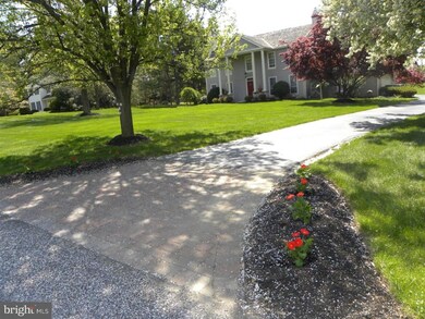 705 Beversrede Trail, Kennett Square, PA 19348 - photo 3