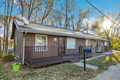 506 Eells Ave, Dixon, IL 61021 - photo 2