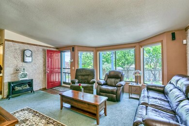 473 W Harbeck Rd, Grants Pass, OR 97527 - photo 4