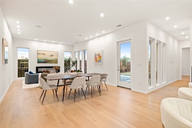 829 Nomas St, Dallas, TX 75212 - photo 4