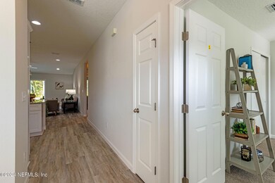 8181 Alderman Rd, Jacksonville, FL 32211 - photo 2