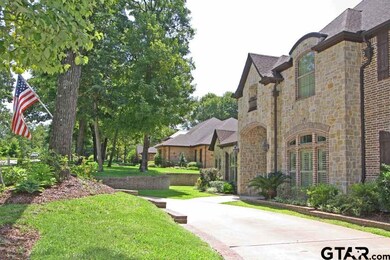 2050 2050 Stonegate Valley Dr, Tyler, TX 75703 - photo 2