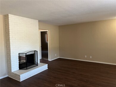 33031 Victoria Brooke Ln, Lake Elsinore, CA 92530 - photo 4