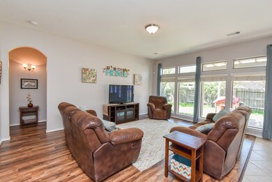 31885 Forest Oak Ln, Conroe, TX 77385 - photo 3