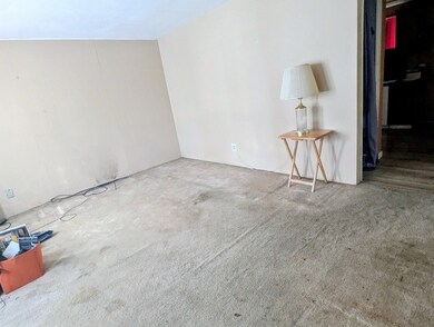 3253 Bernice Rd, Lansing, IL 60438 - photo 4