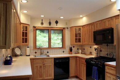 200 Jay Hill Rd, Hartford, VT 05001 - photo 4