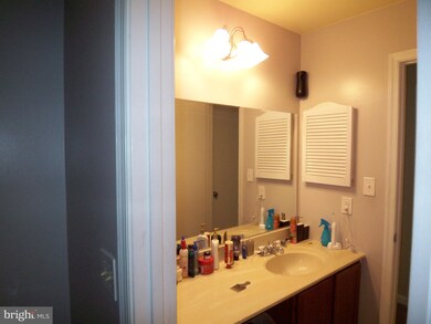 10801 Cobblestone Dr, Spotsylvania, VA 22553 - photo 4